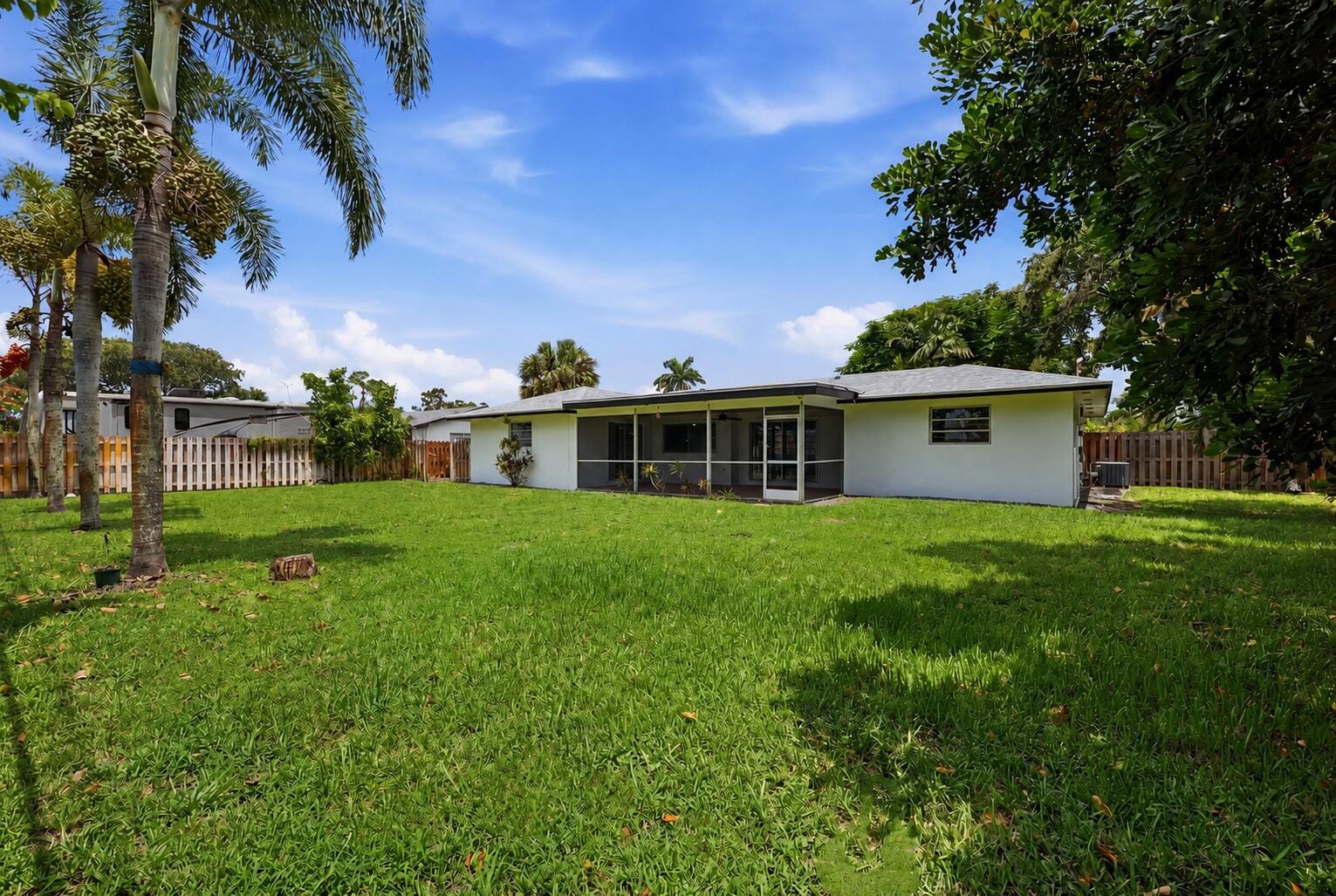 31 W Coconut Drive, Lake Worth, FL 33467 photo 25