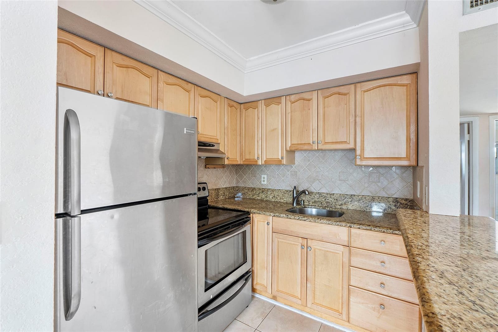 4050 NE 12th Terrace 39-2, Oakland Park, FL 33334 photo 3