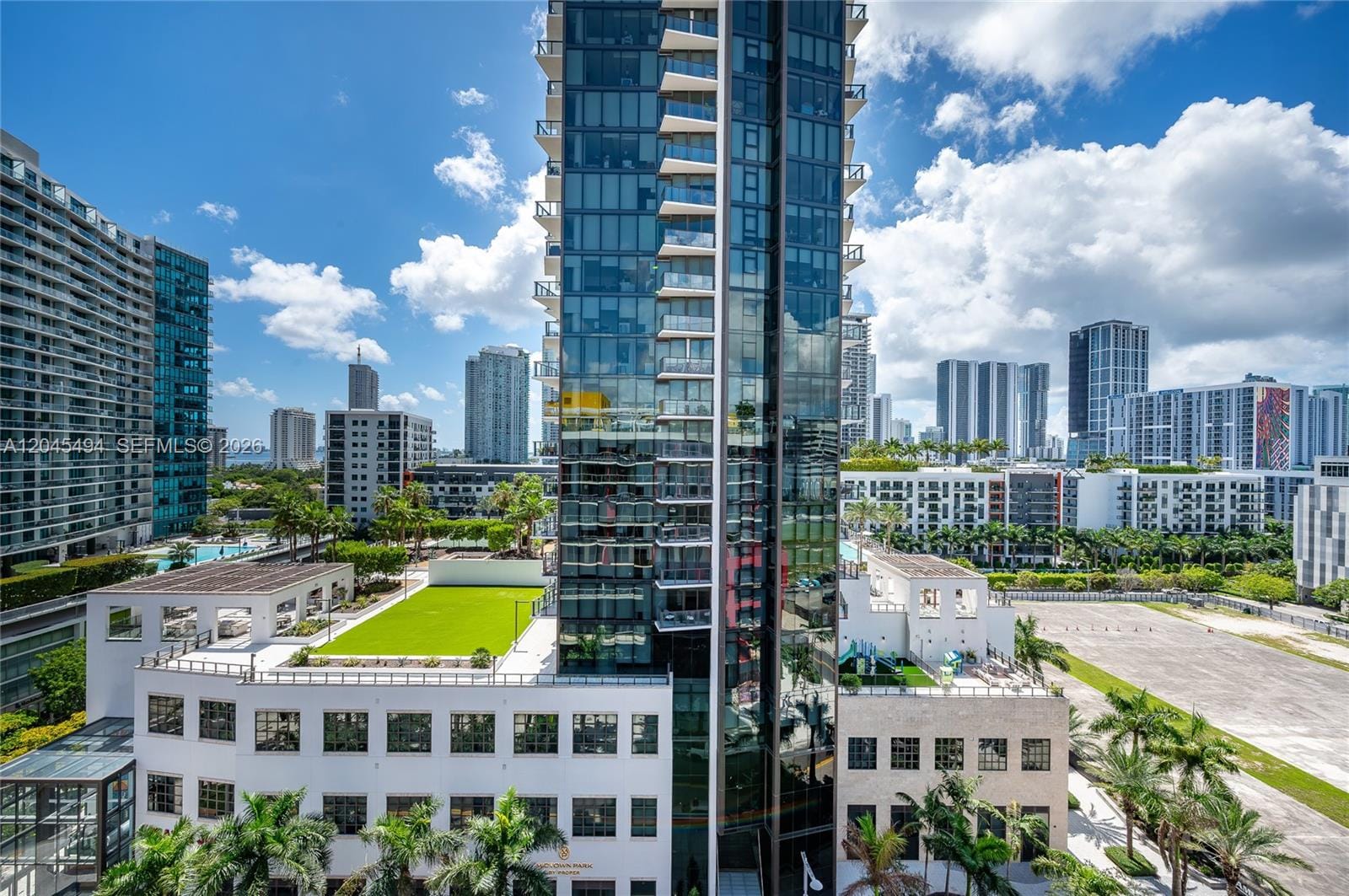 90 NE 32 Street PH1106, Miami, FL 33137 photo 16