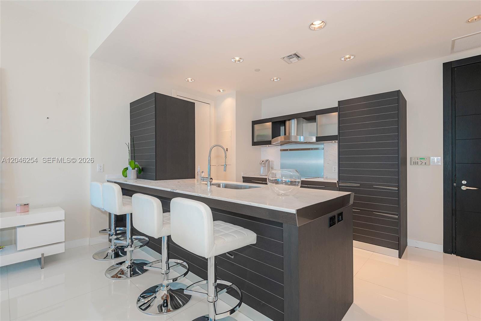 200 Biscayne Boulevard Way 5109, Miami, FL 33131 photo 9