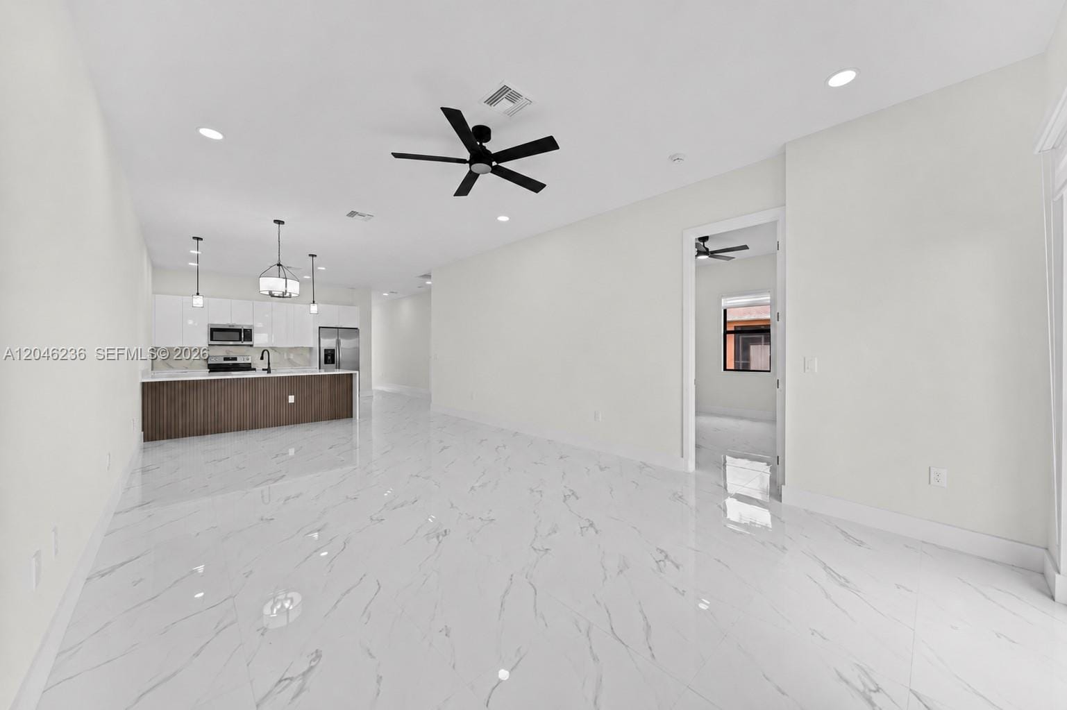 1812/1814 NE 8th Place — photo 8