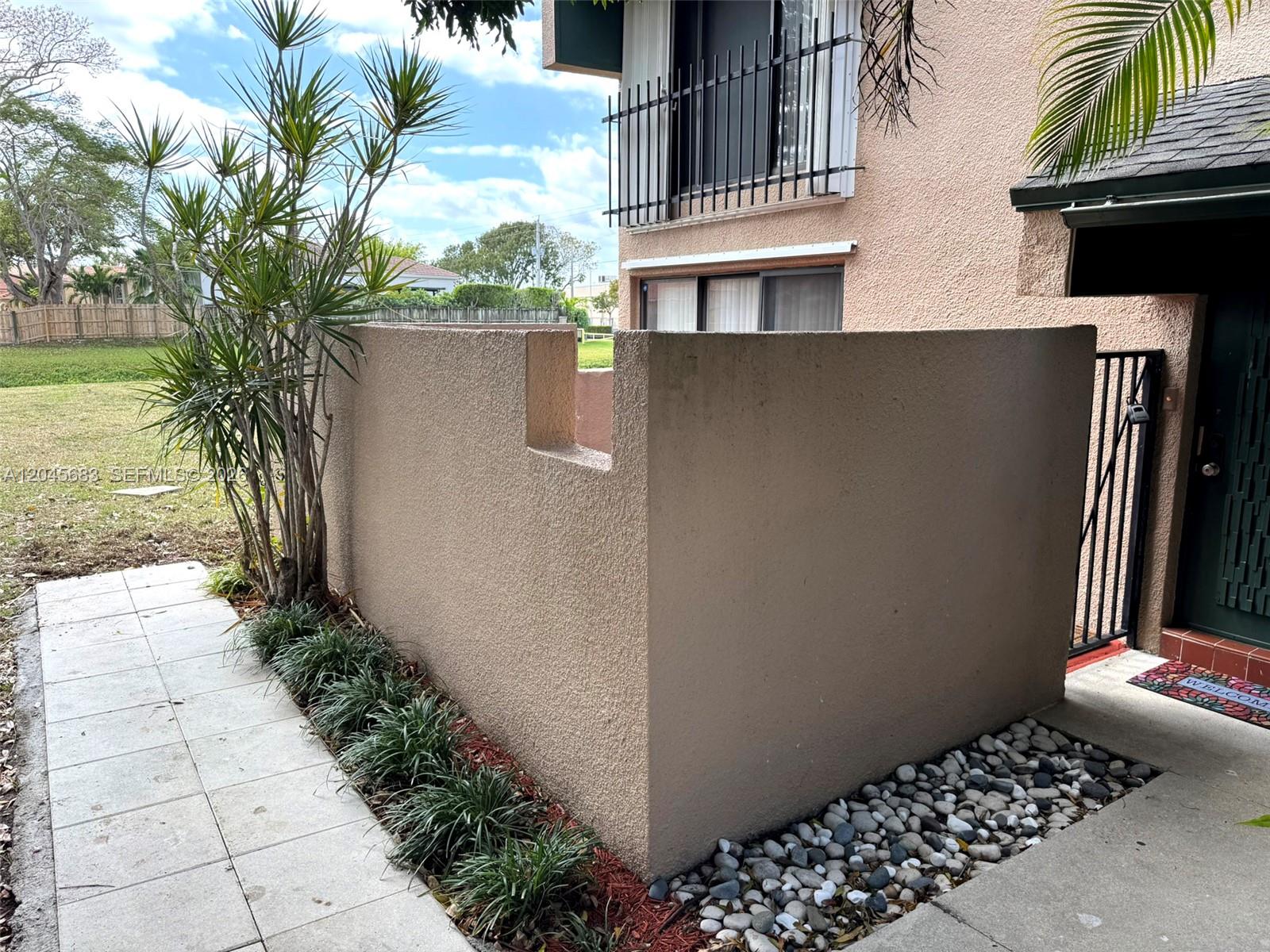 9112 SW 159th Terrace A, Palmetto Bay, FL 33157