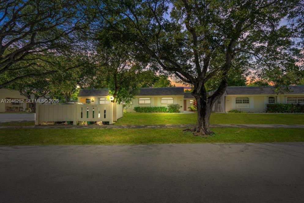 17244 SW 112th Place 21342, Miami, FL 33157