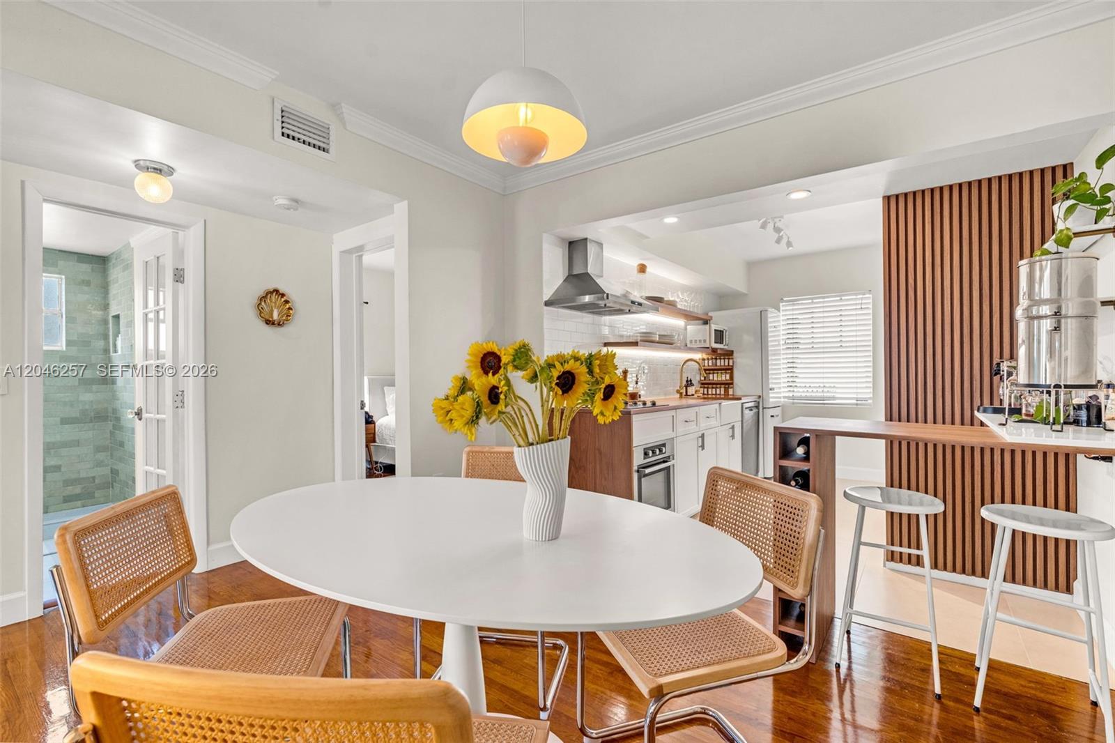 915 8th Street 101