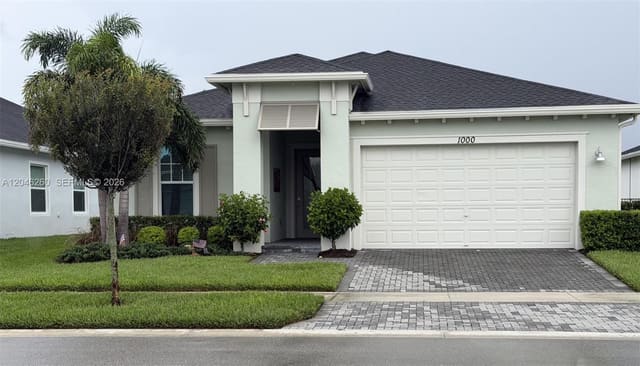 1000 SE Crosswood Way, Port St. Lucie, FL 34984