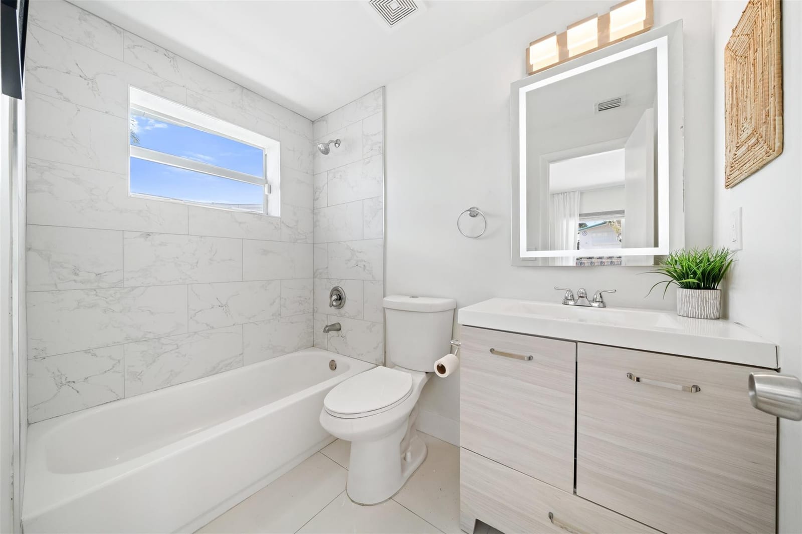 2419 Marathon Lane, Fort Lauderdale, FL 33312 photo 16