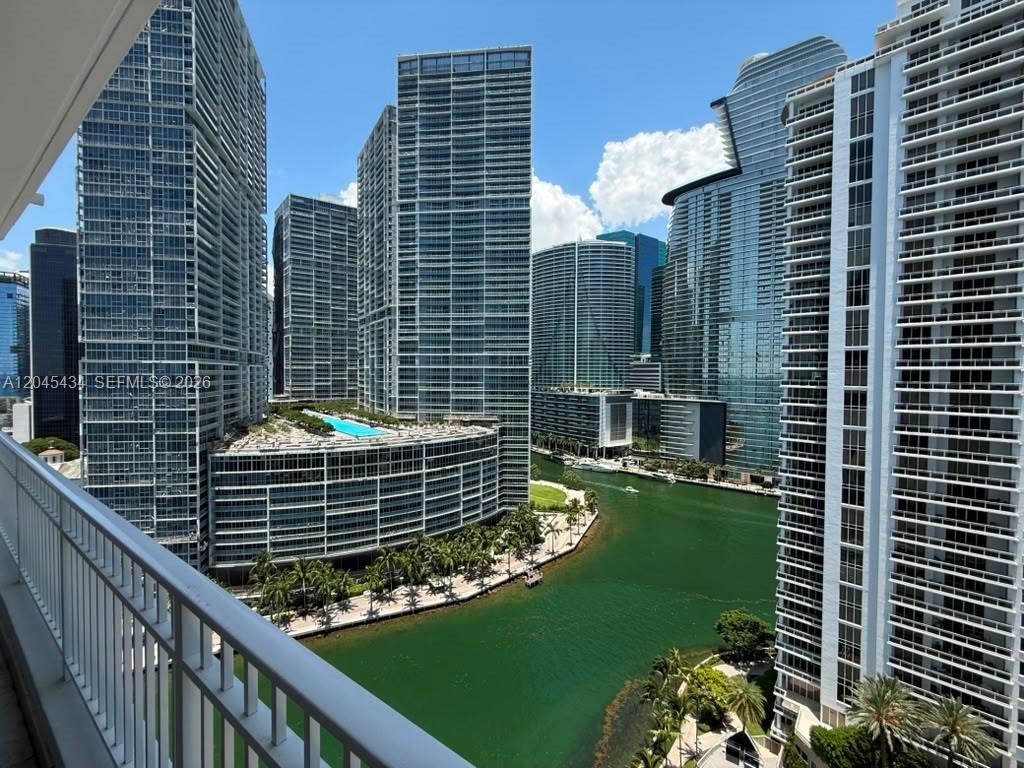 801 Brickell Key Boulevard 2204, Miami, FL 33131