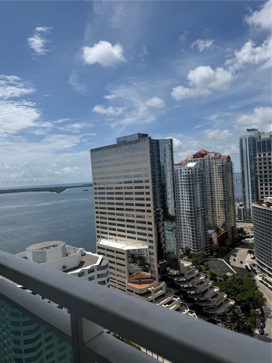 950 Brickell Bay Drive 2907, Miami, FL 33131