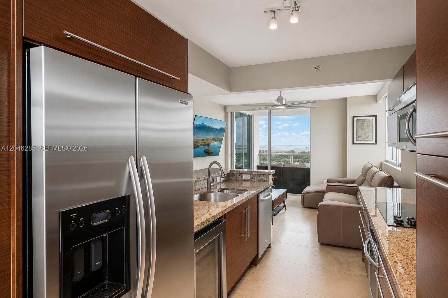 2641 N Flamingo Road 2308, Plantation, FL 33323 photo 5