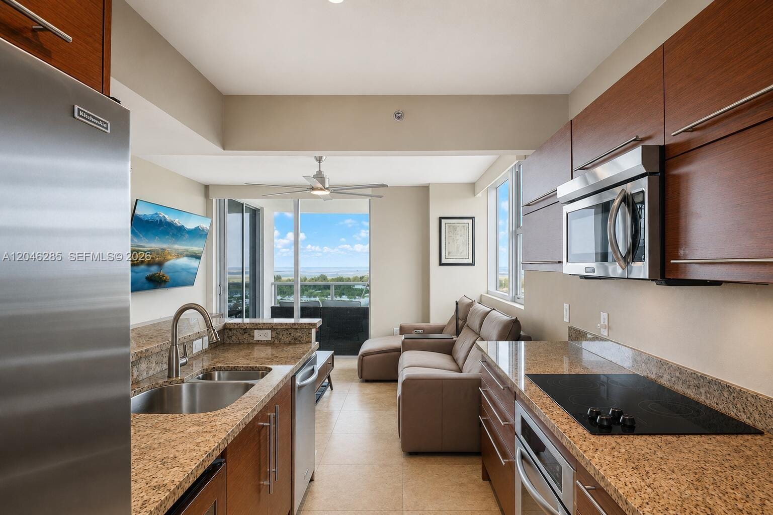 2641 N Flamingo Road 2308, Plantation, FL 33323 photo 6