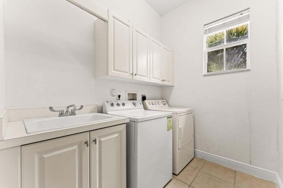 210 NE 69th Circle, Boca Raton, FL 33487 photo 21