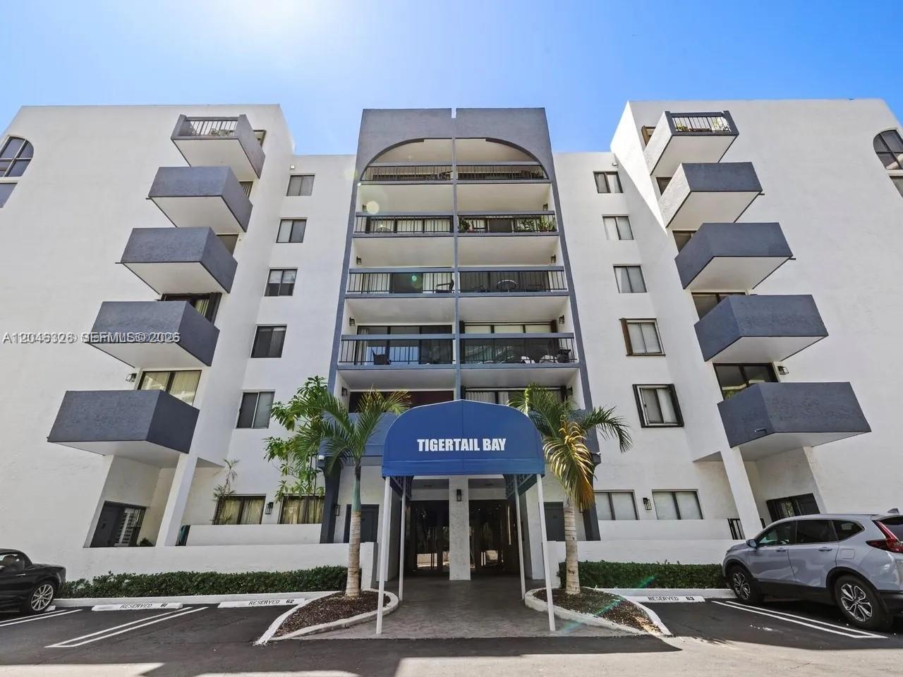 2715 Tigertail Avenue 102, Miami, FL 33133
