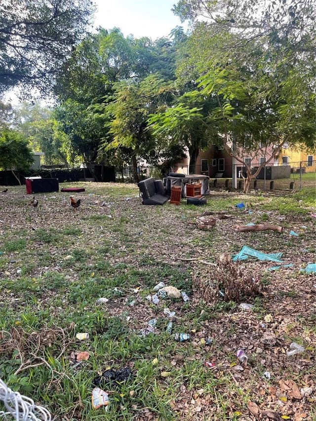 1110 NW 34th Street, Lyndon Park U R, Miami, FL