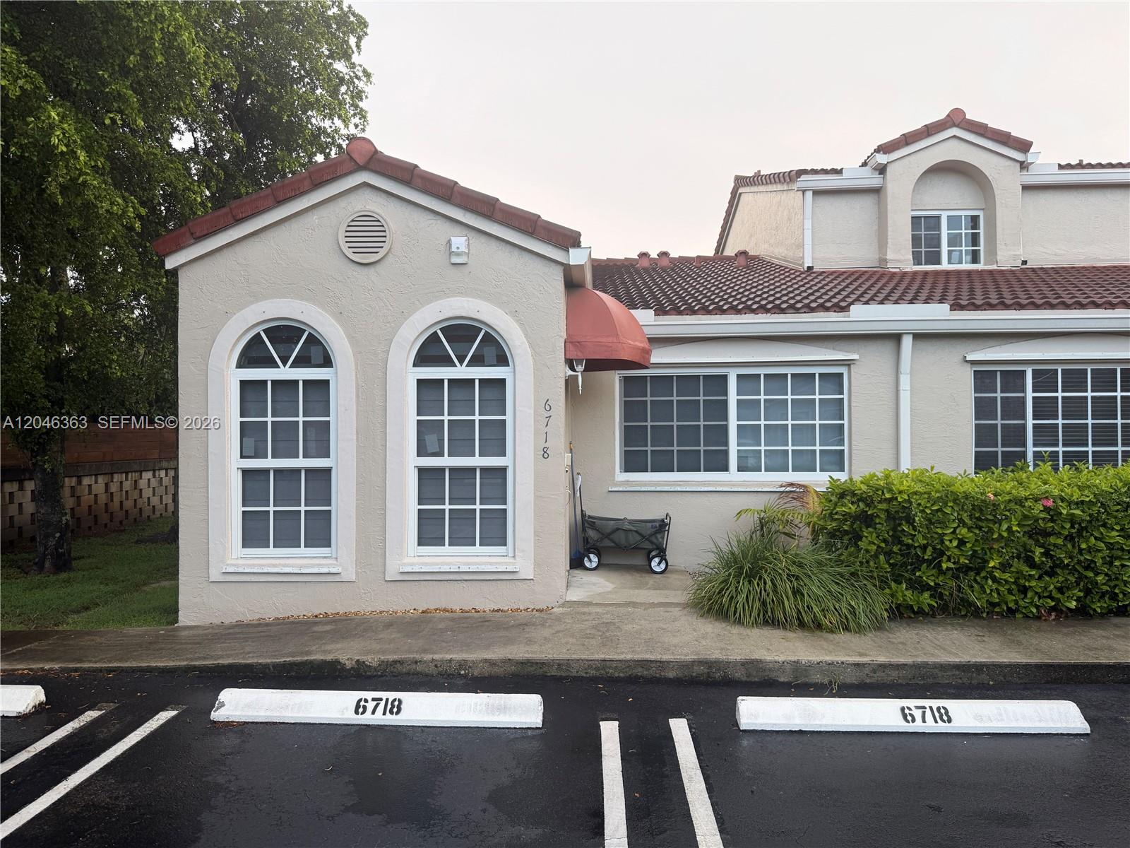 6718 NW 166th Terrace 301, Miami Lakes, FL 33014