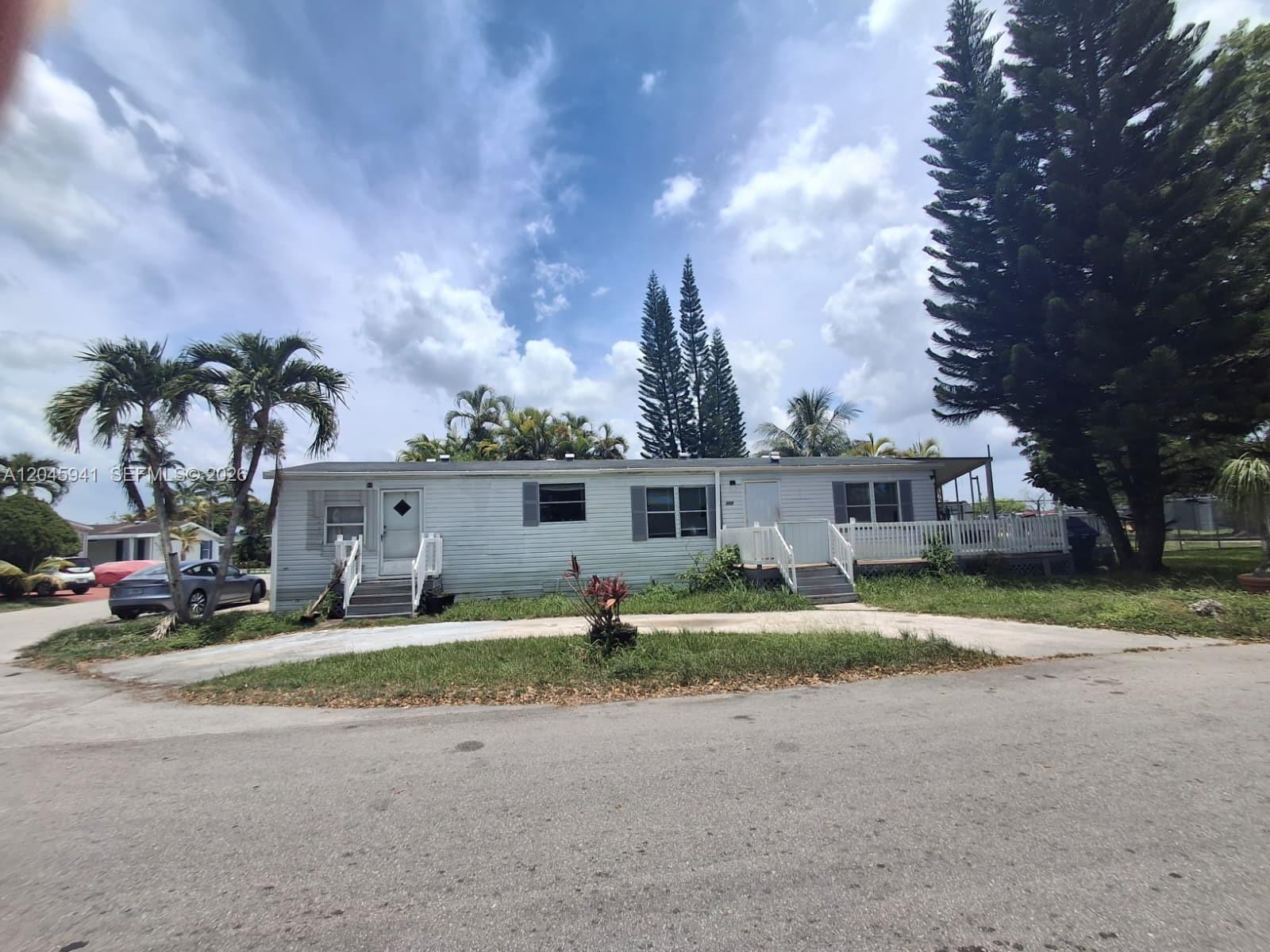 19800 SW 180 Avenue, Miami, FL 33187