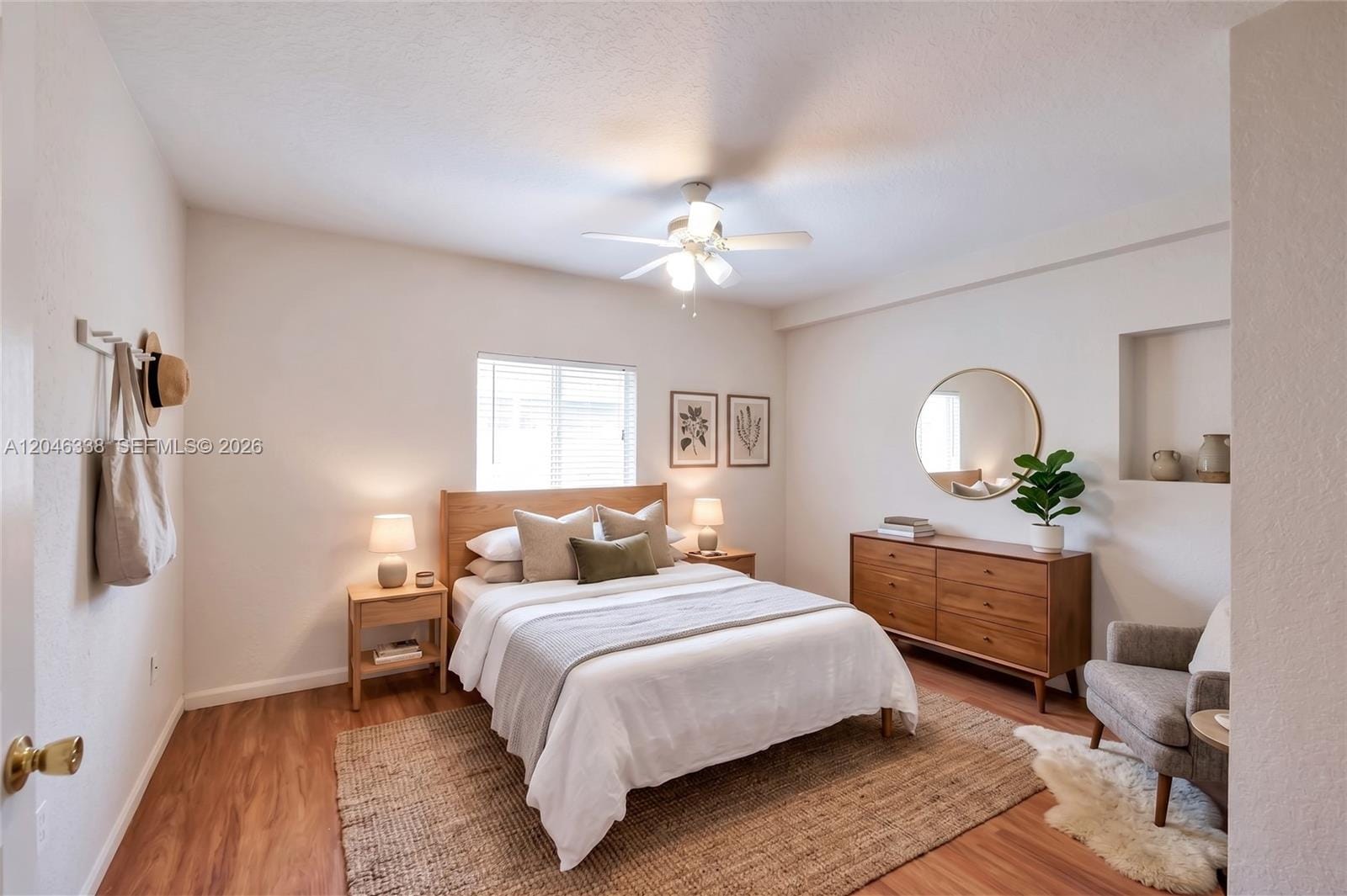 1103 Golden Lakes Boulevard 1013 — photo 4