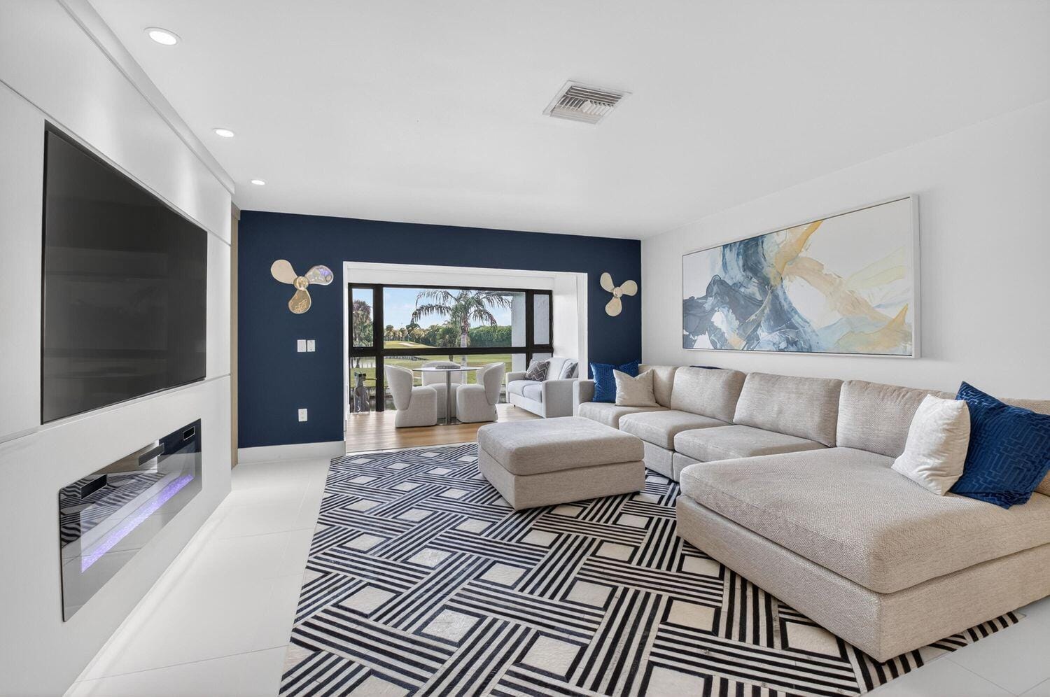 23 Southport Lane D — photo 3