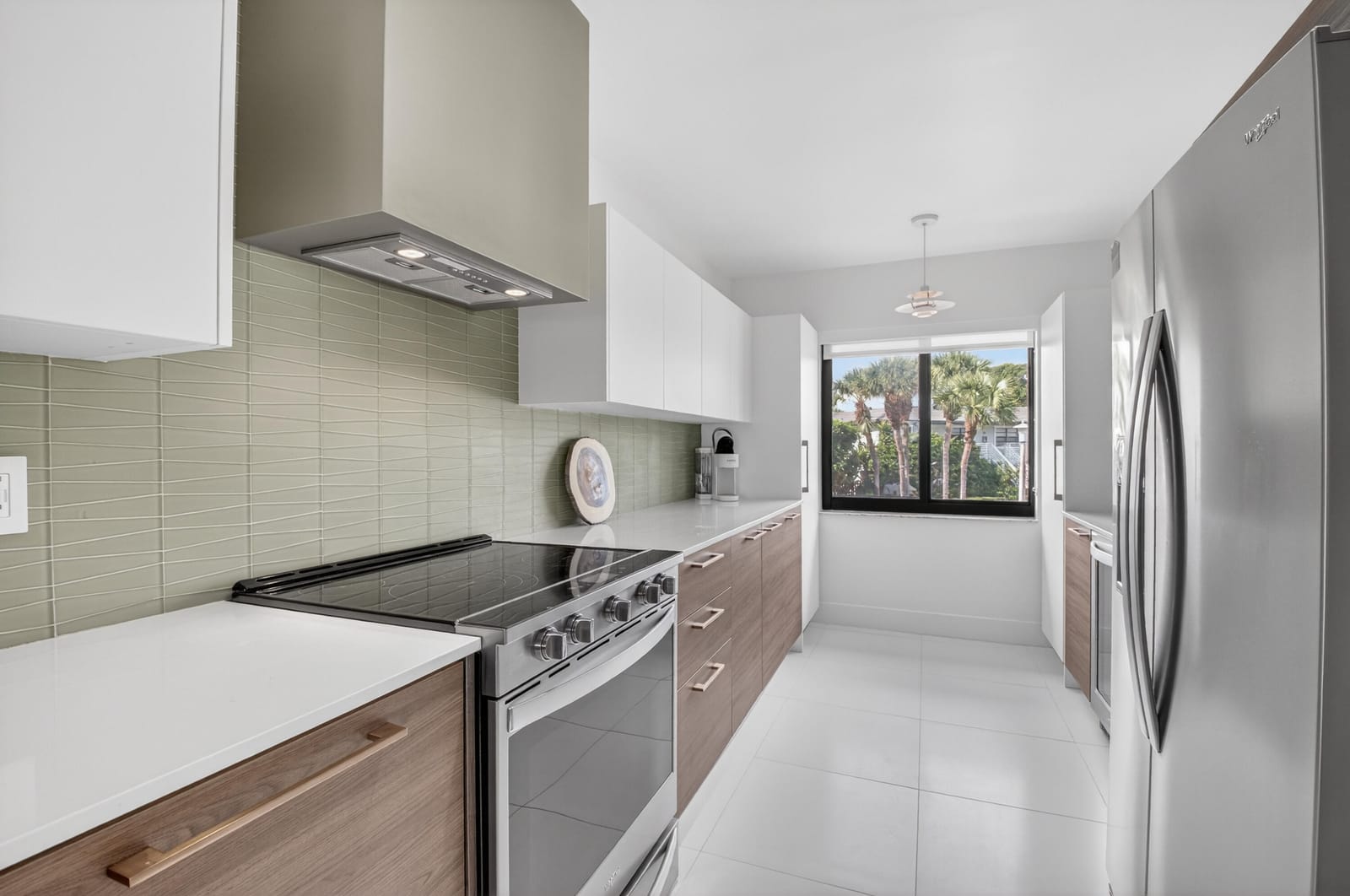 23 Southport Lane D — photo 8
