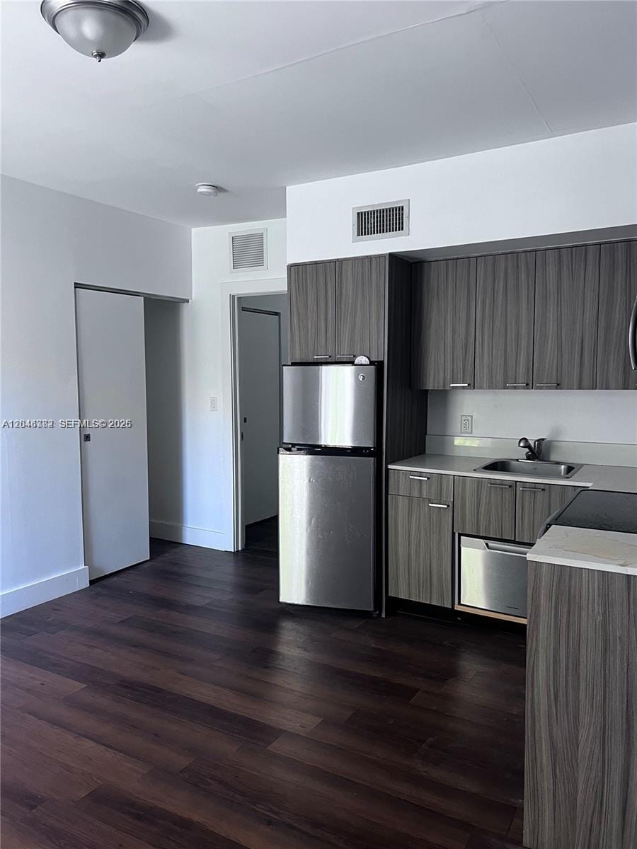 557 Michigan Avenue 115, Miami Beach, FL 33139 photo 2