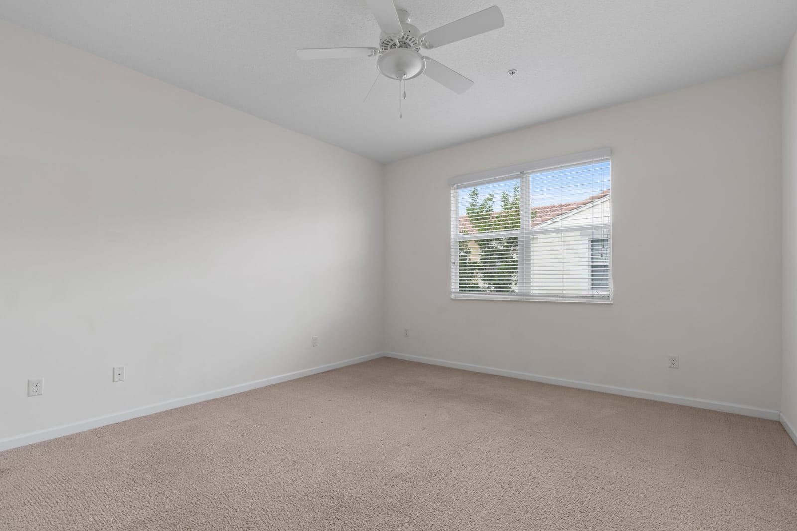 1439 NW 49th Lane — photo 7