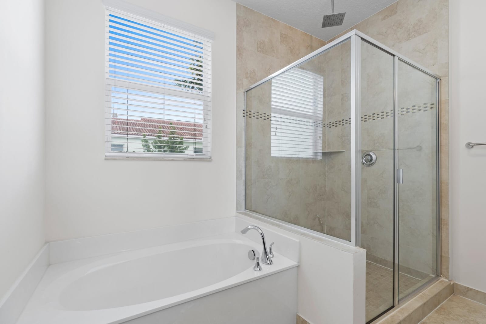 1439 NW 49th Lane — photo 9
