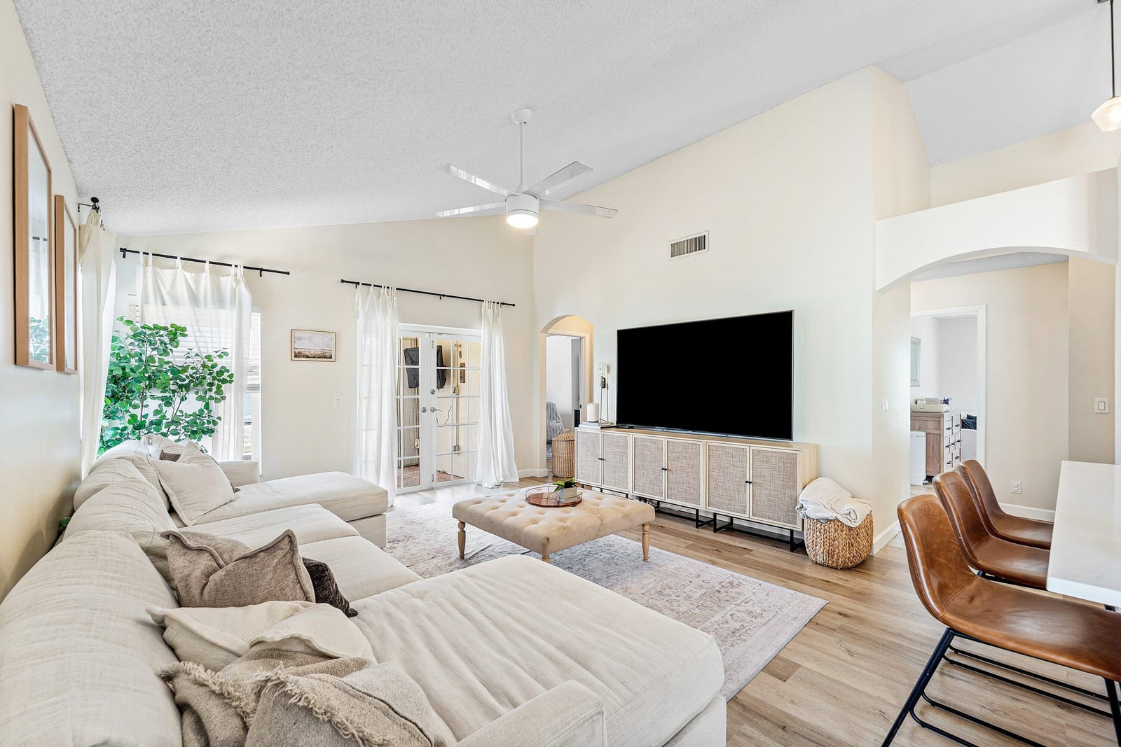 29 Swallow Drive, Boynton Beach, FL 33436 photo 12