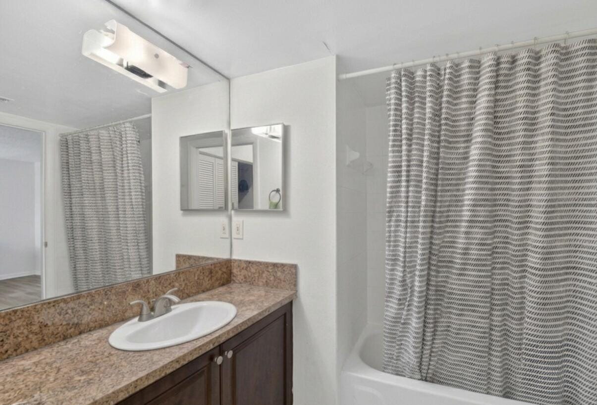 1733 Village Boulevard 105, West Palm Beach, FL 33409 photo 16
