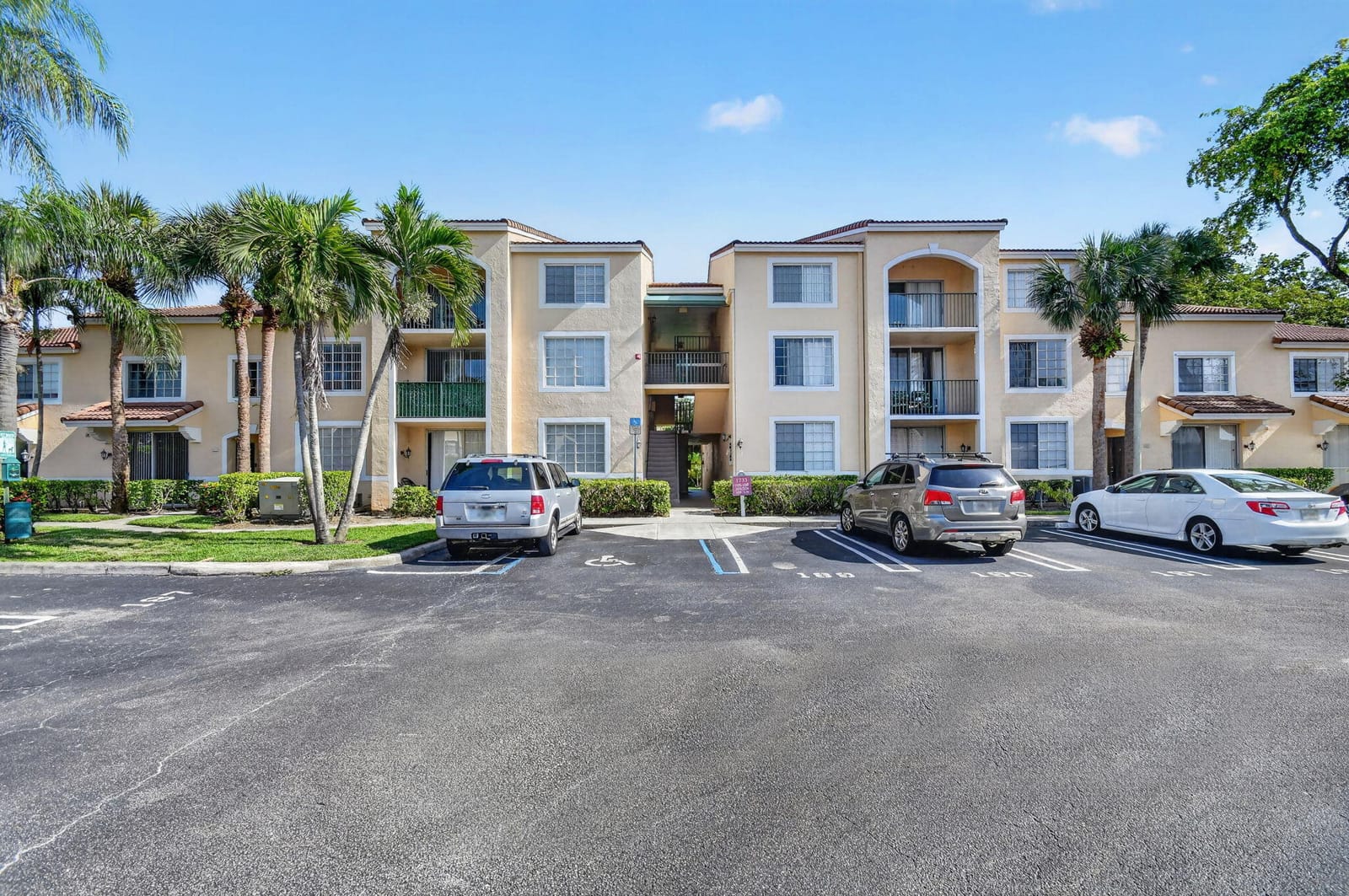 1733 Village Boulevard 105, West Palm Beach, FL 33409 photo 25