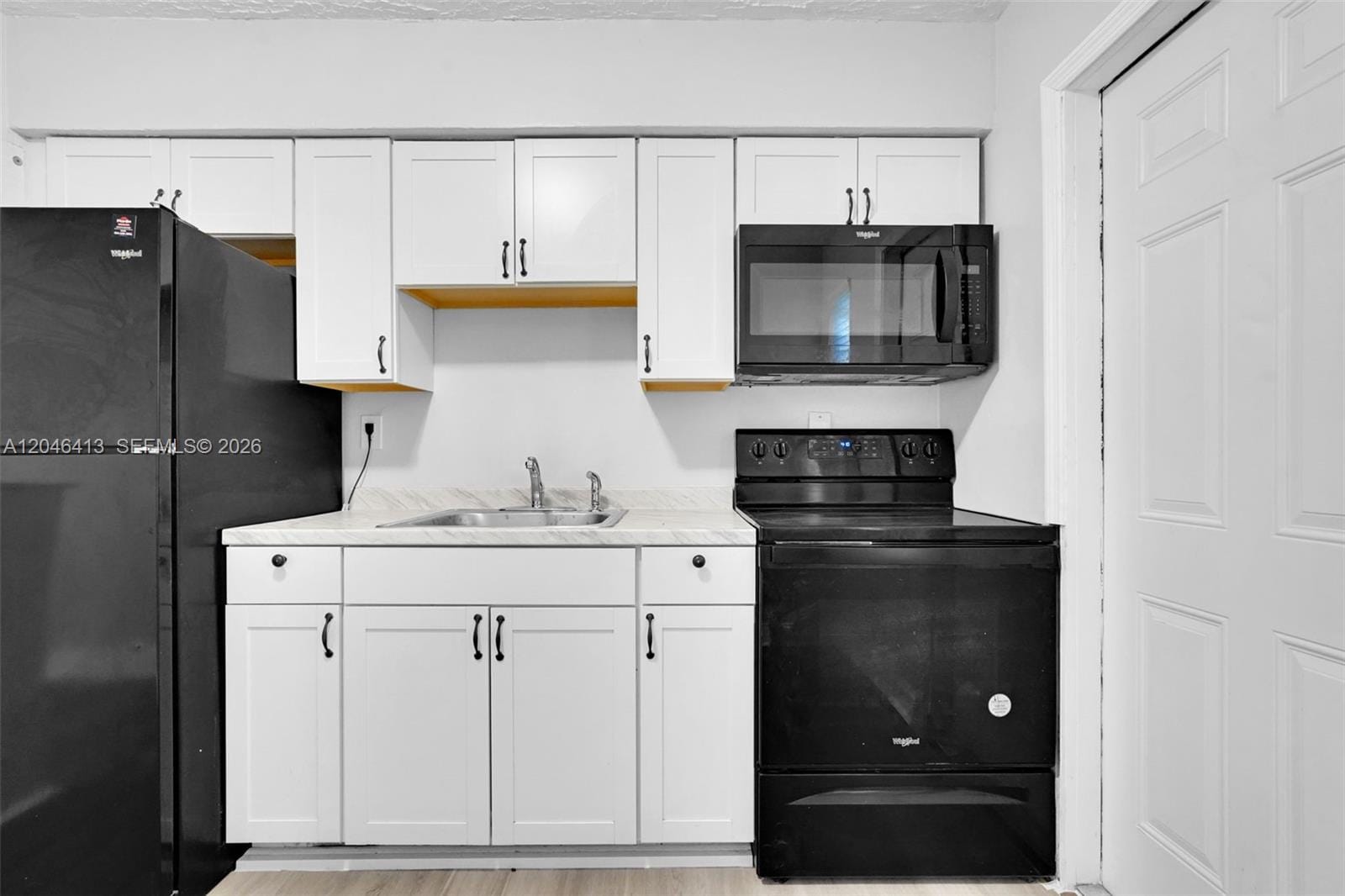 746 SW 4th Street — photo 9
