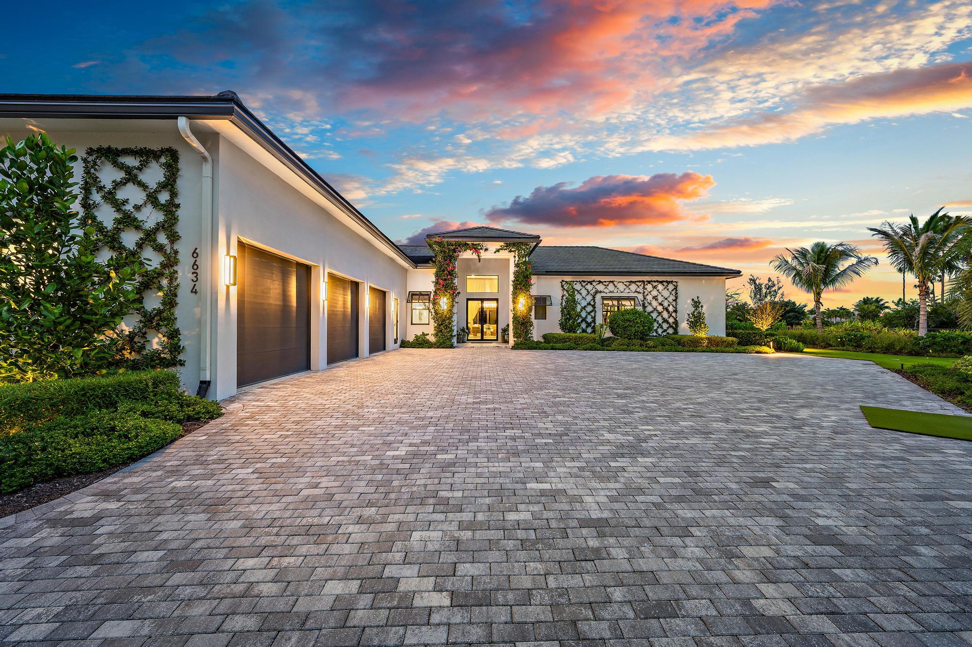 6634 Audubon Trace W, West Palm Beach, FL 33412