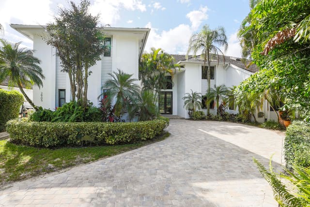 2905 Polo Island Drive, Wellington, FL 33414