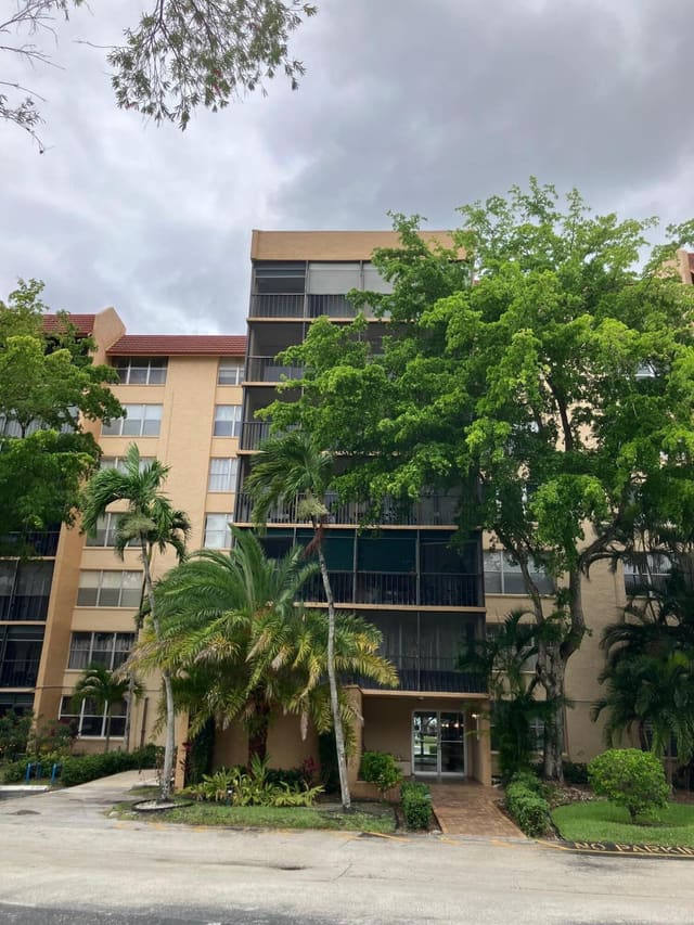 3771 Environ Boulevard 345, Environ, Lauderhill, FL