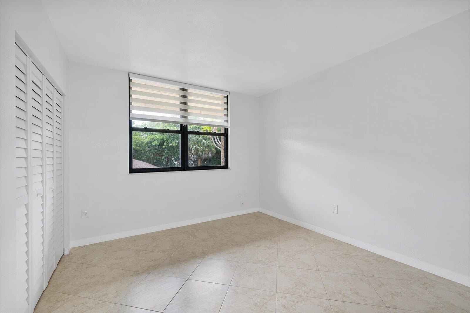 740 NE 199th Street 205g, Miami, FL 33179 photo 14
