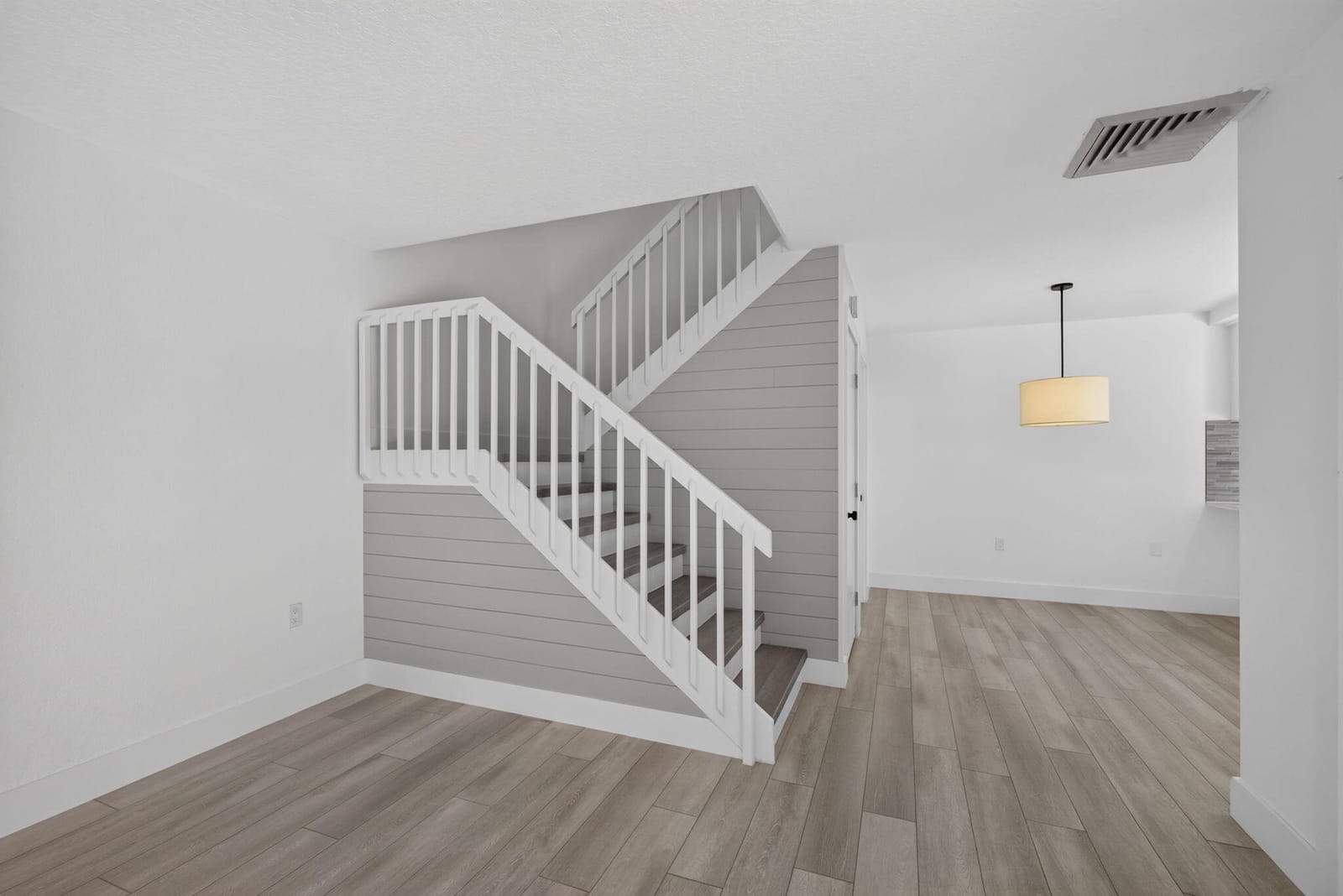 2101 21st Way — photo 10