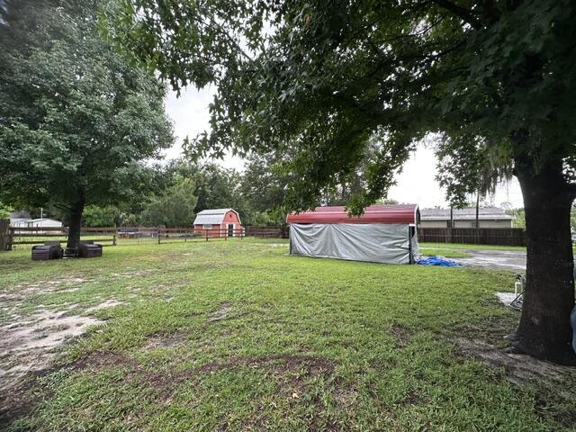 444 Quail Street, Lady Lake, FL 32159