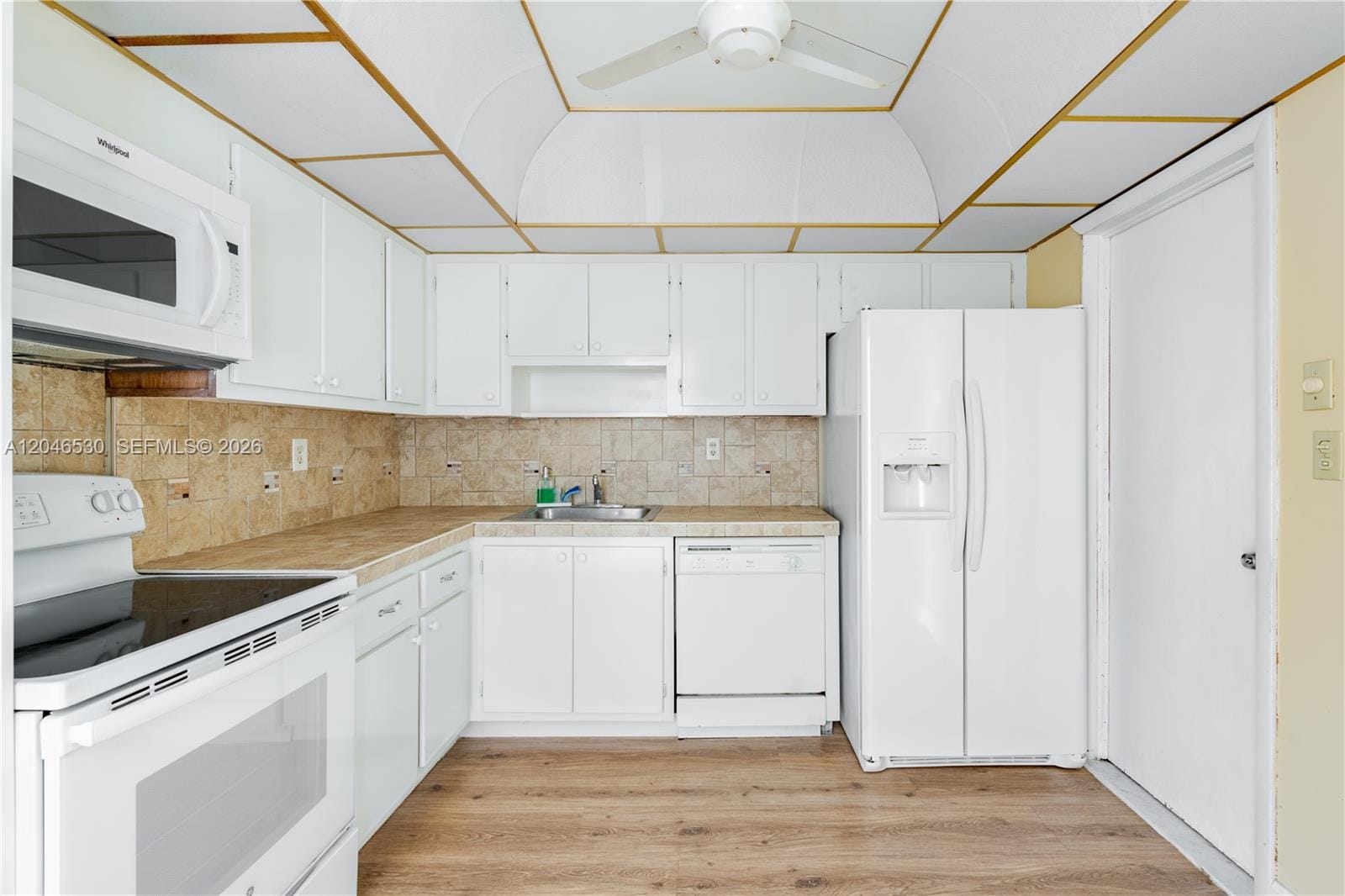 3161 S Ocean Drive 407 — photo 11