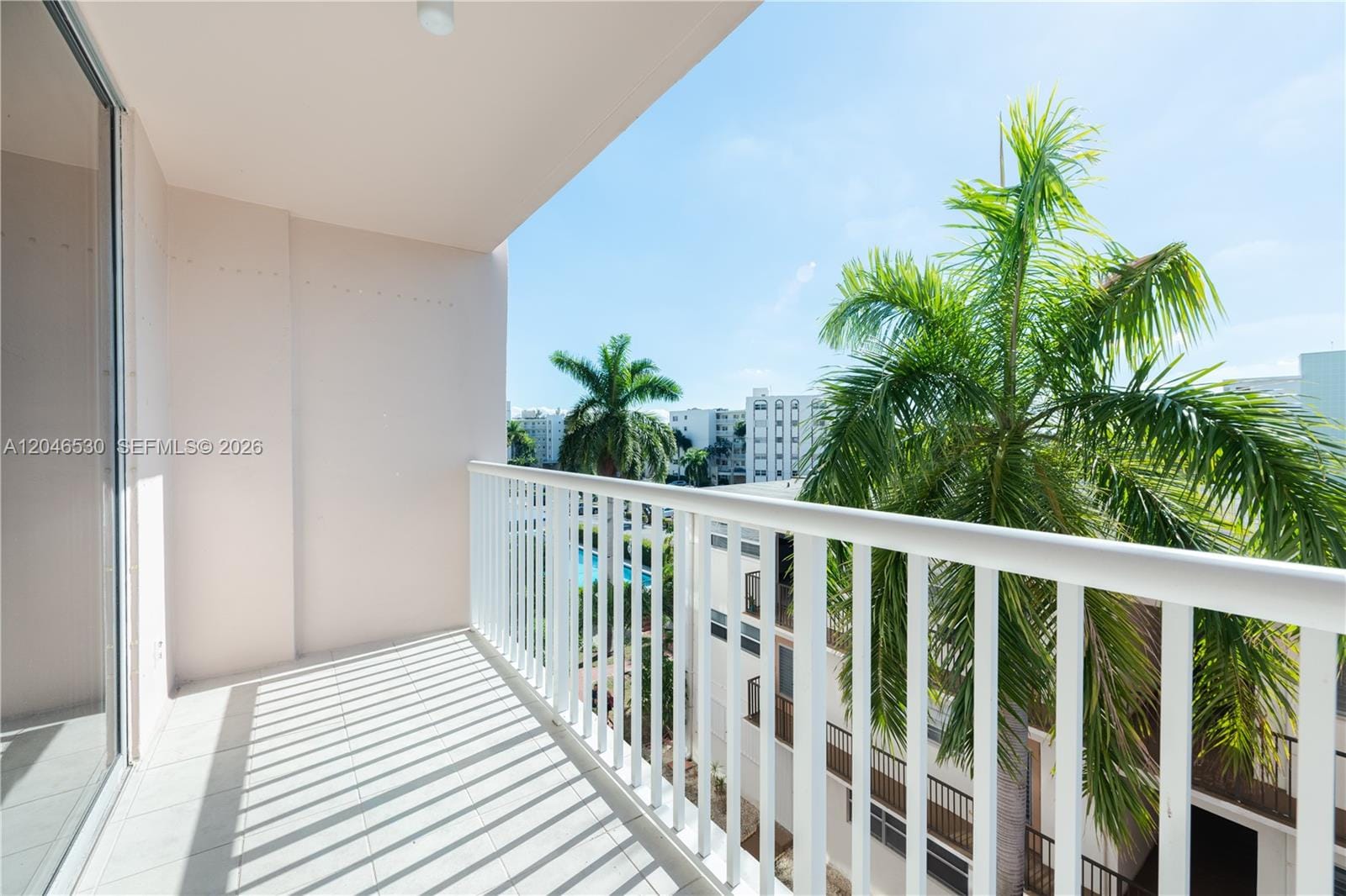 3161 S Ocean Drive 407 — photo 3