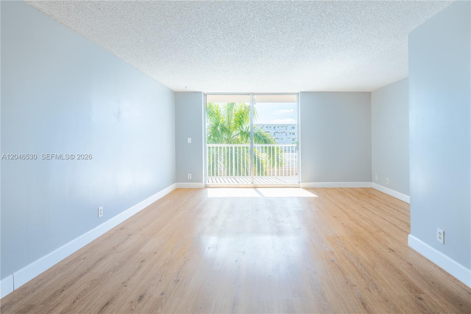 3161 S Ocean Drive 407 — photo 5