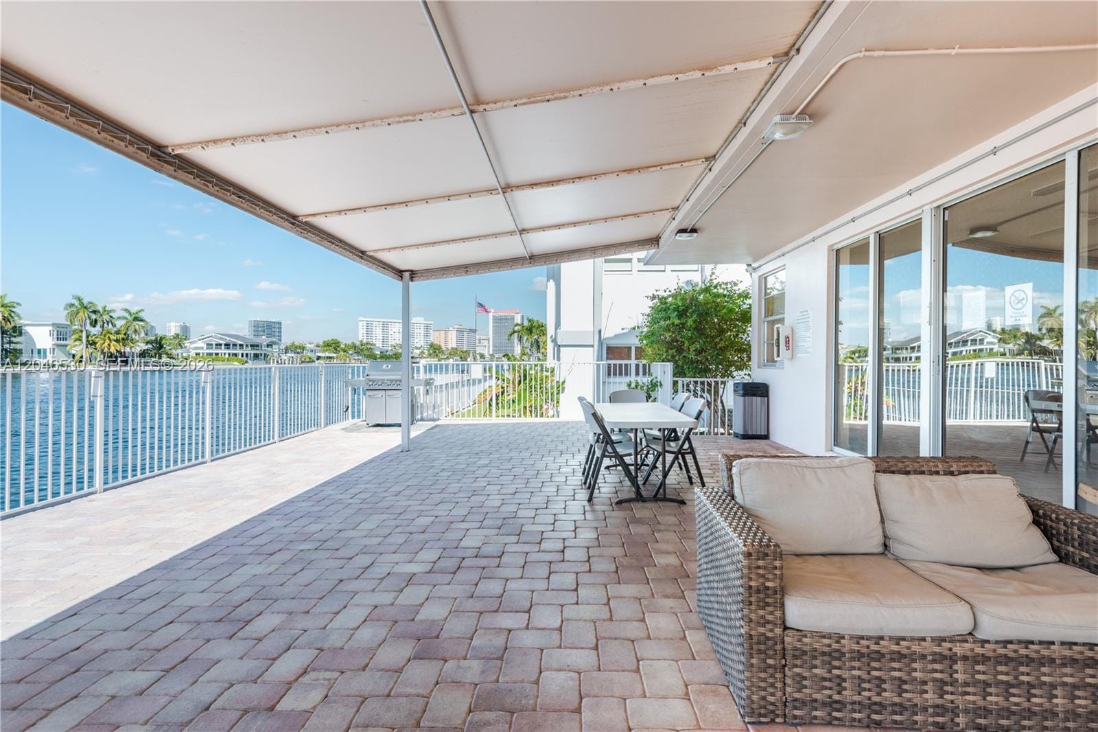 3161 S Ocean Drive 407 — photo 9