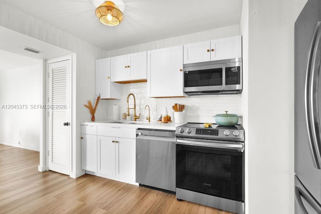9800 W Bay Harbor Drive 503, Bay Harbor Islands, FL 33154 photo 10