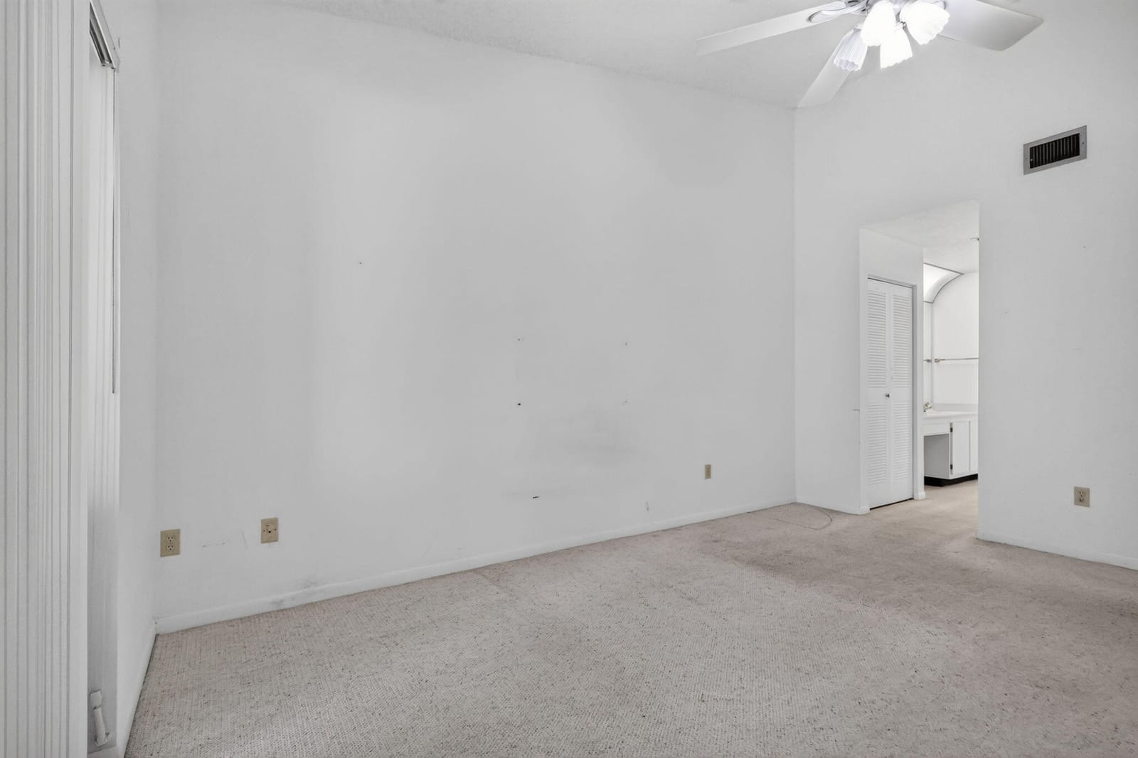 3924 San Anselmo Drive B — photo 10