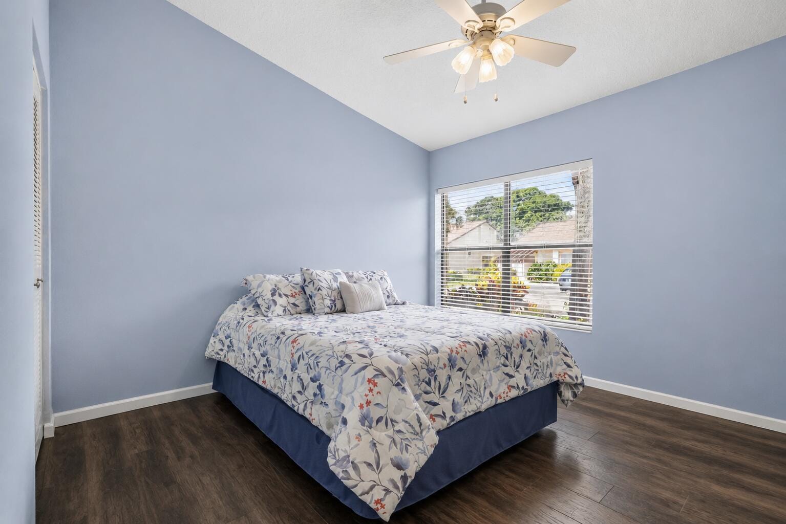 3924 San Anselmo Drive B — photo 12