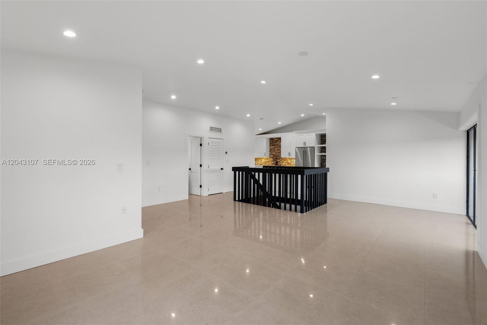 9001 SW 94th Street 201, Miami, FL 33176