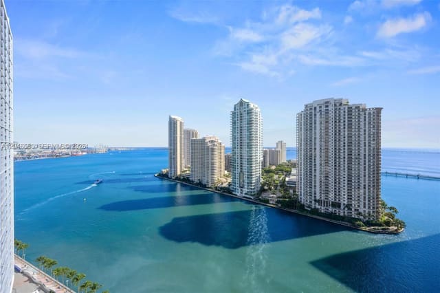 300 S Biscayne Boulevard T-2612, Met 1, Miami, FL