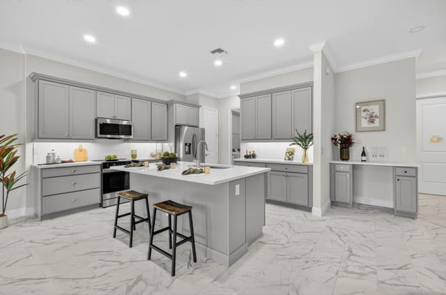 1805 Bridgepointe Circle 2, Vero Beach, FL 32967