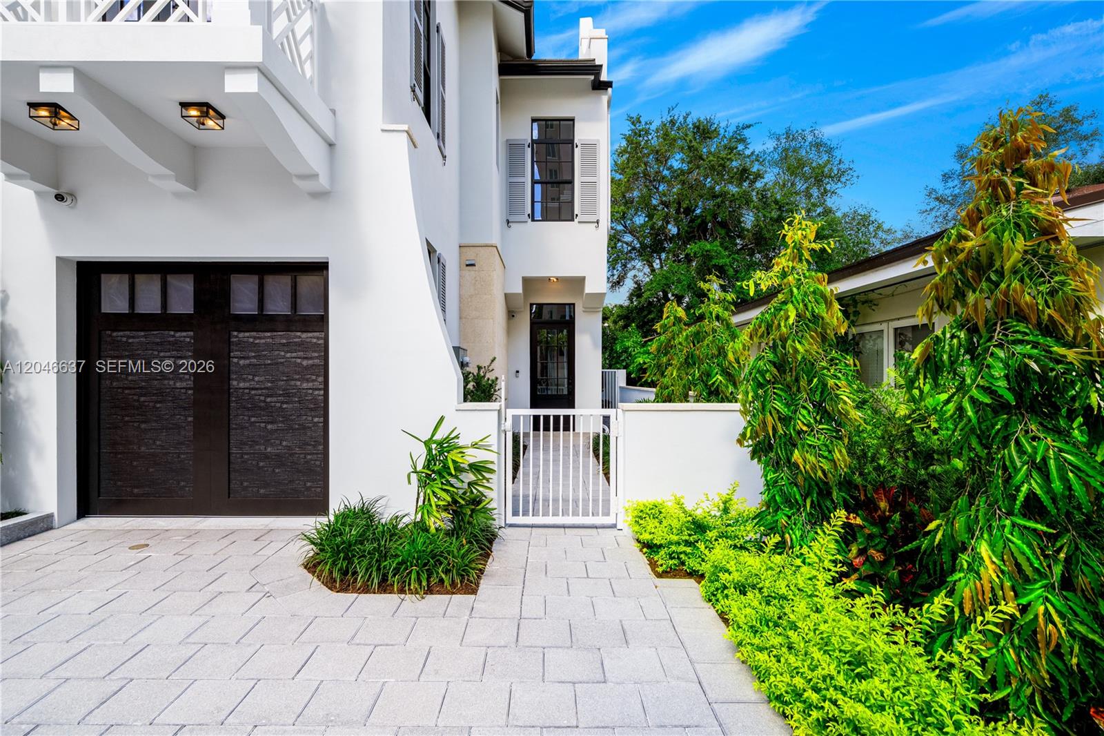 2712 S Le Jeune Road, Coral Gables, FL 33134