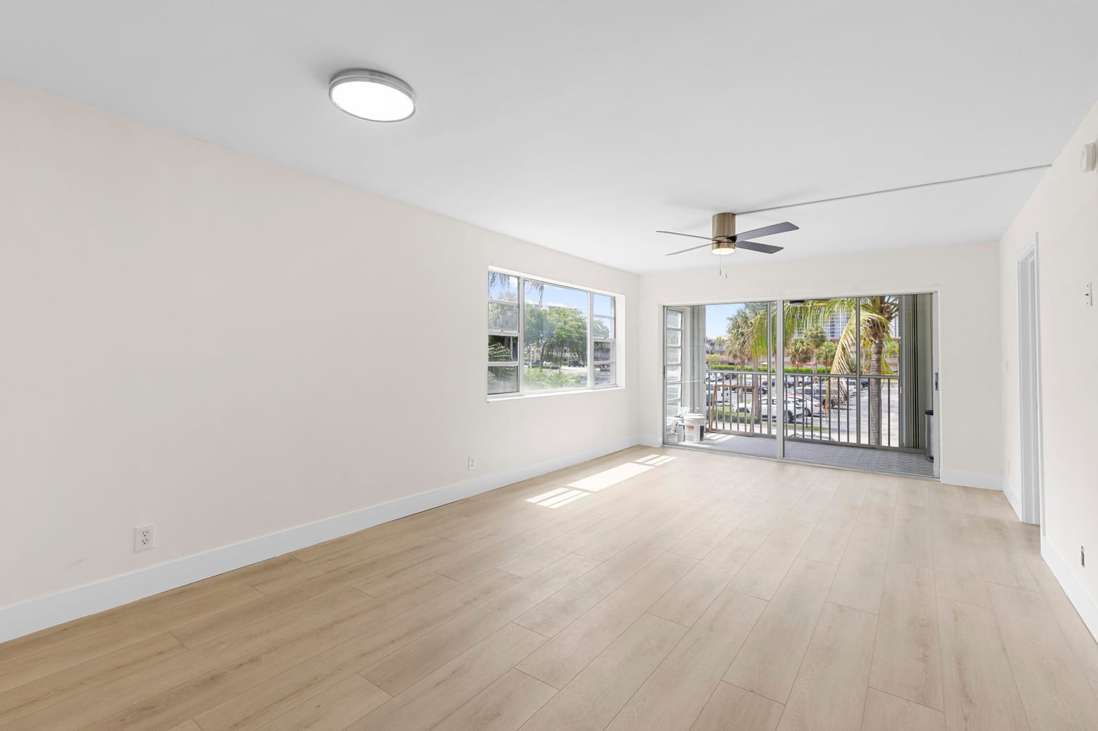 3201 NE 8th Street 206, Pompano Beach, FL 33062 photo 4