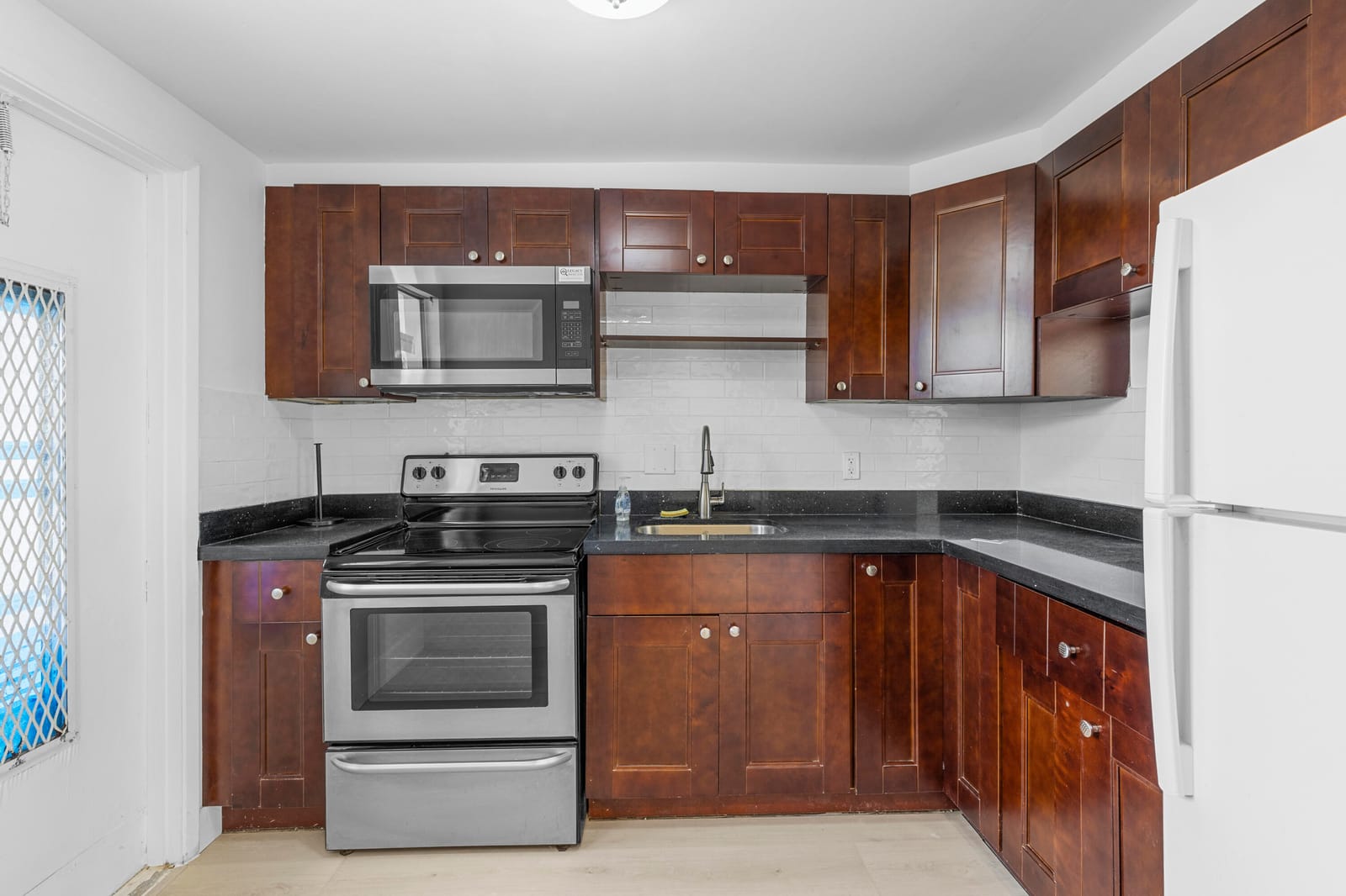 3201 NE 8th Street 206, Pompano Beach, FL 33062 photo 5