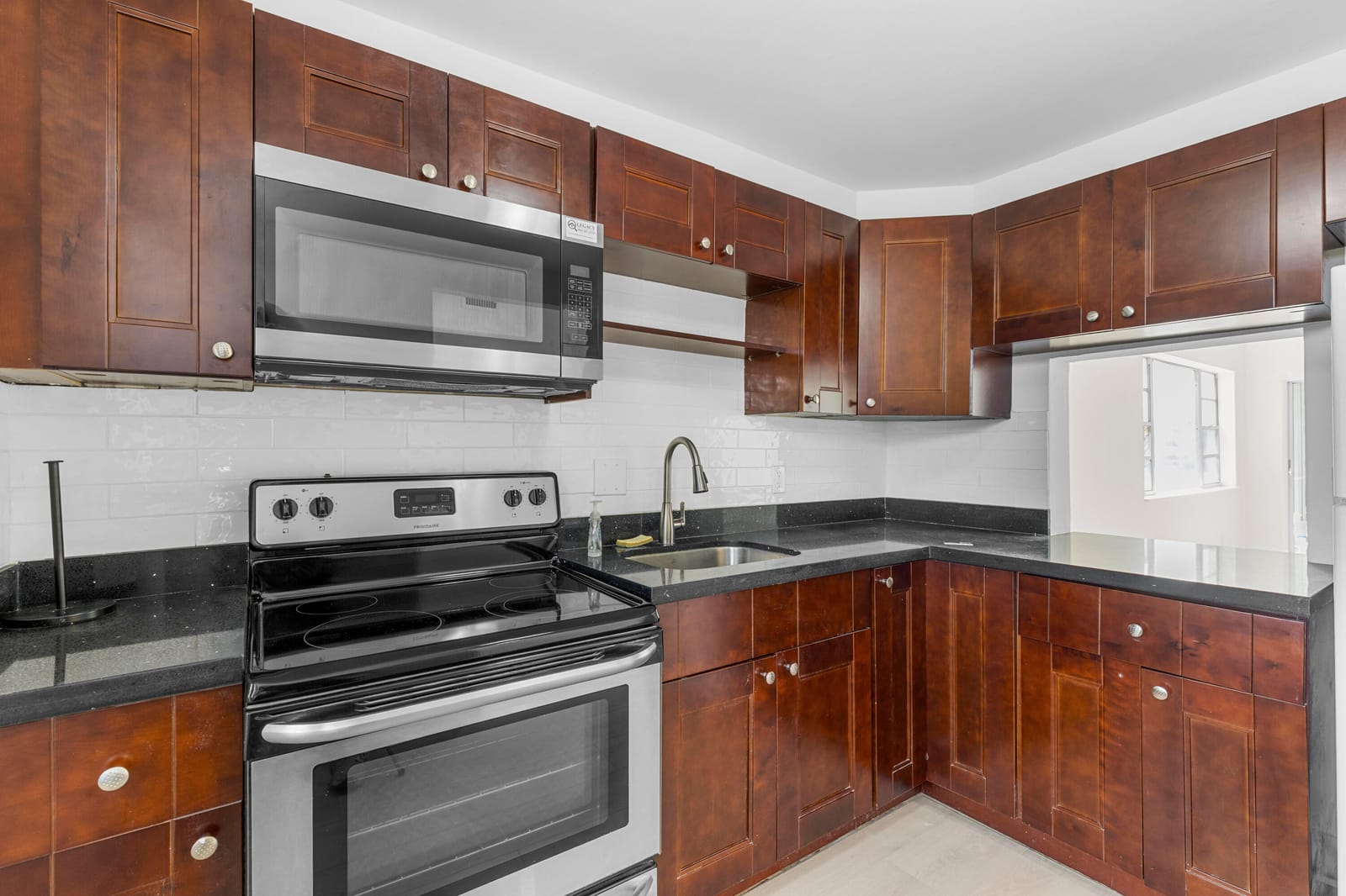 3201 NE 8th Street 206, Pompano Beach, FL 33062 photo 6