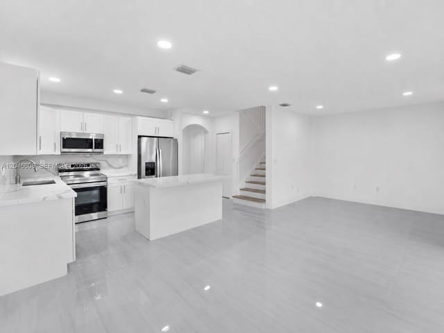 2802 SW 128th Way B, Miramar, FL 33027
